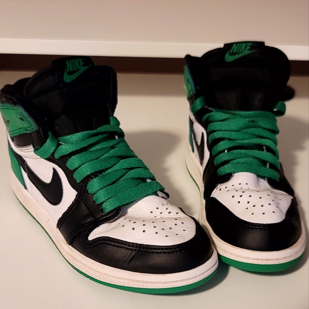 Nike Air Jordan Retro 1 High OG PS Lucky Green size 13.5 little boys